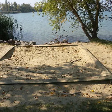 In Balaton 36428 Siófok